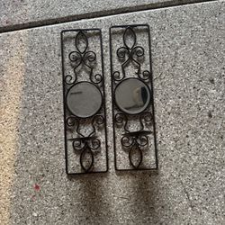Wall Decoration. Good Condition