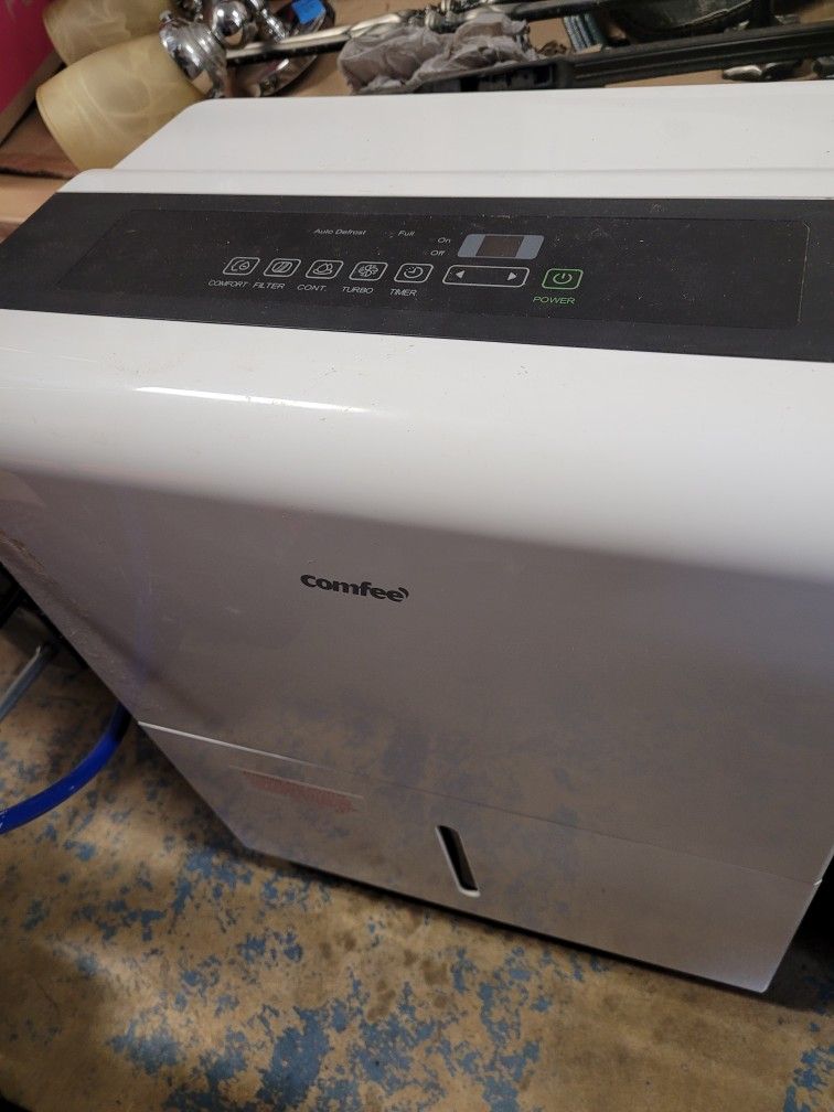 Dehumidifier 