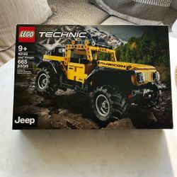 Lego Jeep wrangler Technic Set 