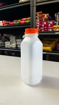 [65 PACK] Empty Plastic Juice Bottles with Tamper Evident Orange Screw Caps 16 OZ - Smoothie Bottles - Ideal for Juices, Milk, Smoothies, Ice Coffee, 