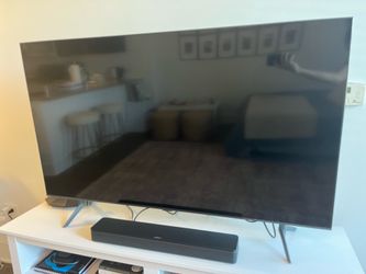 Samsung 55-inch 4K Crystal UHD smart TV