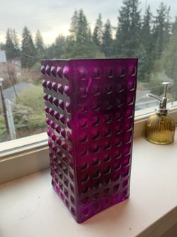 Retro Vase - Purple 