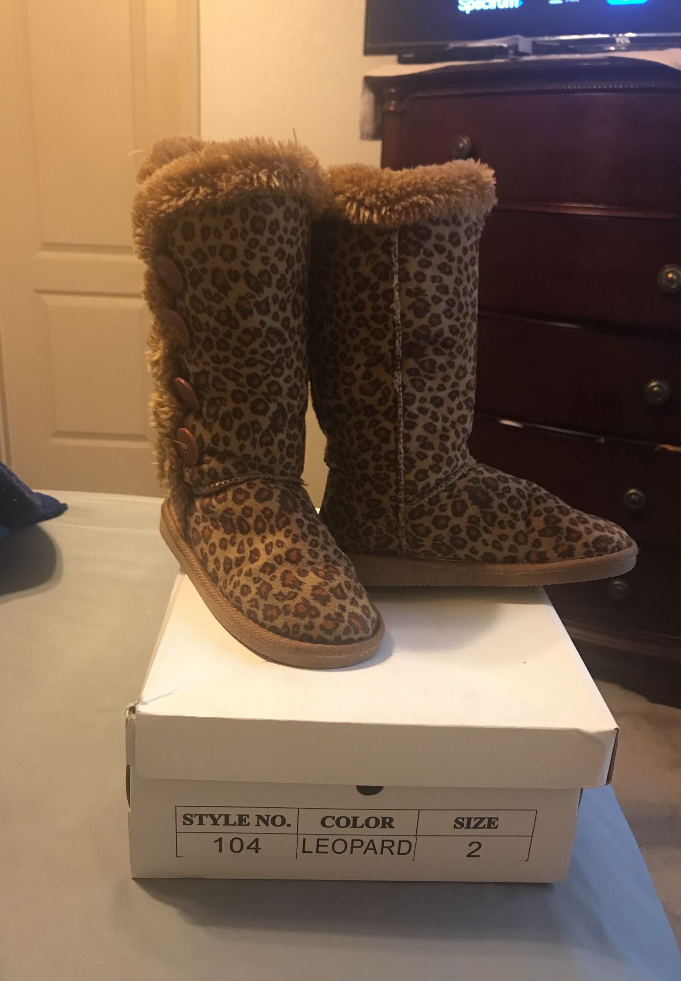 Child’s Boots size 2