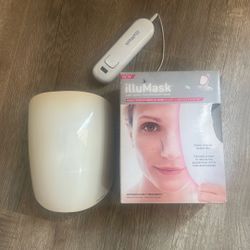 At Home Red Light Therapy Mask - illuMask