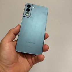 Samsung Galaxy S22 Plus