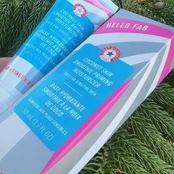 FIRST AID BEAUTY 