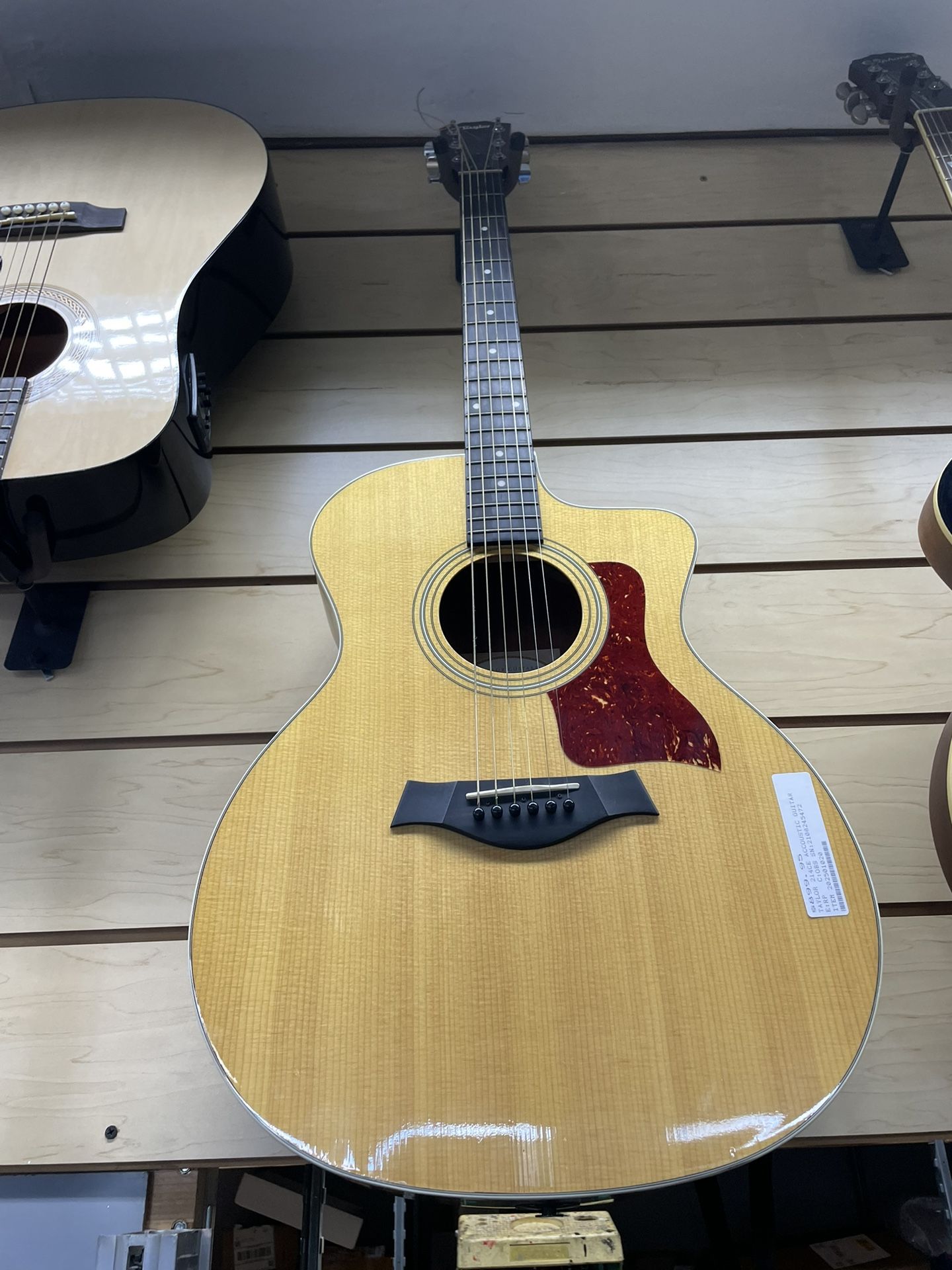 Taylor Acoustic Guitar Model: 214ce