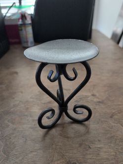 Gothic candle holder