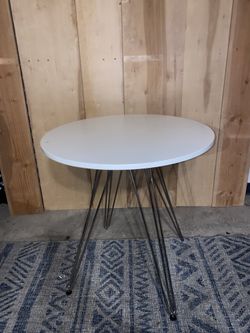 Round White Table