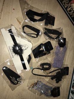 Various chokers