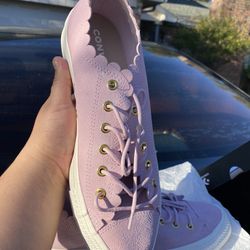 Women Converse NEW