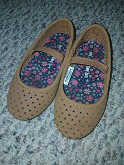 Carter's Girl Brown Size 6 Shoes