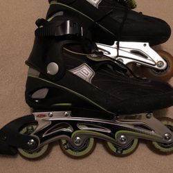 Roller skates size 10