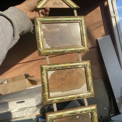 Hanging Picture Frames with Wooden Pictures