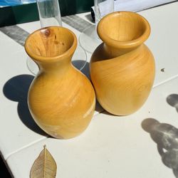 handcrafted wooden vase 7"