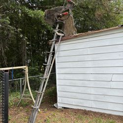 Tripod Deer Stand