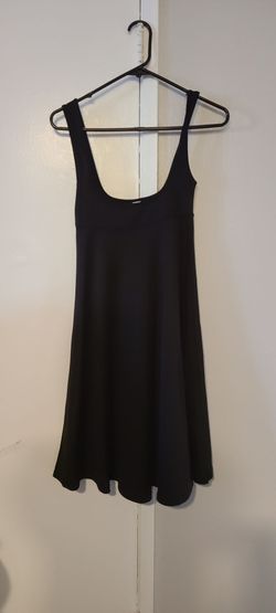 Black Sleeveless Scoop Neck Mini Dress