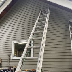Werner 32 foot extension ladder
