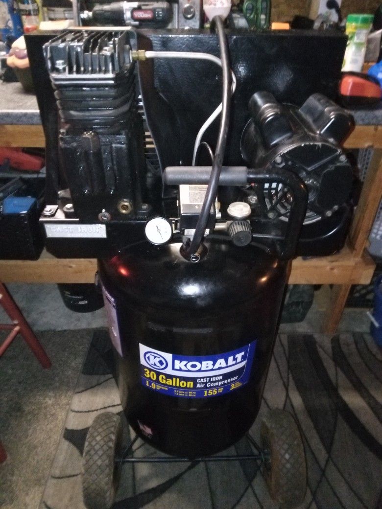 Kolbalt 30 Gallon Air Compressor