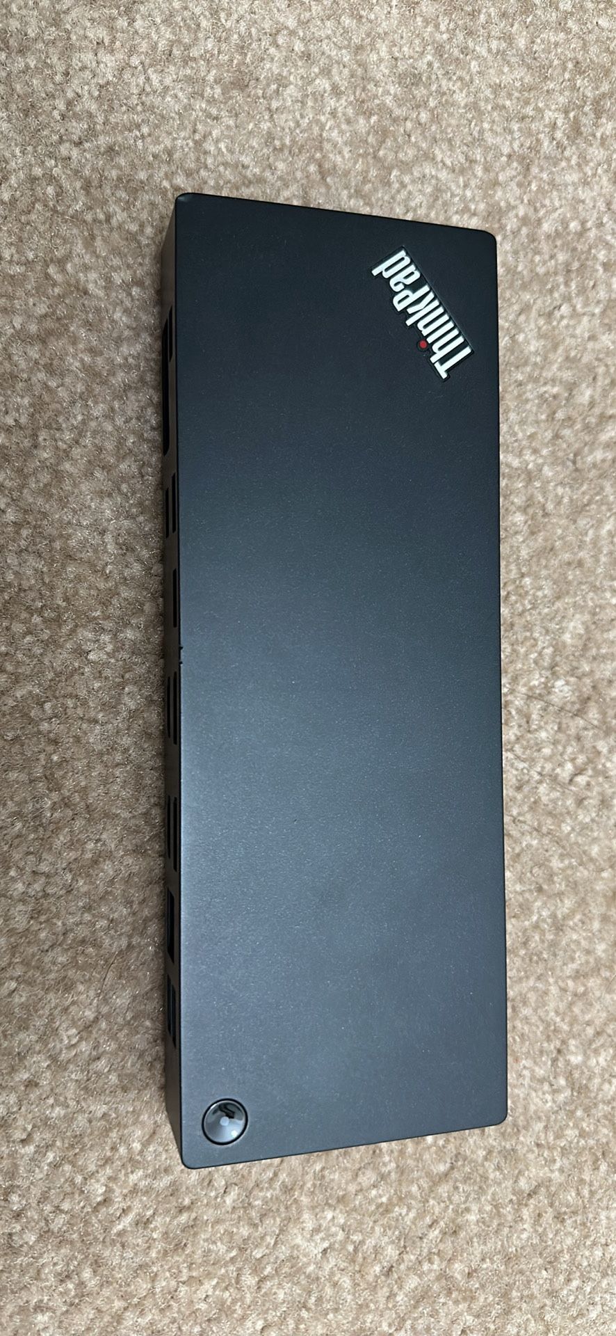 Lenovo ThinkPad 135W Thunderbolt 3 Dock Gen 2, Black Red 