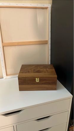 Wooden keepsake box With Hinged Lid, Memory Treasure Chest