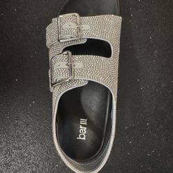 Size 5 Macys Kiwi Sport Sandal 