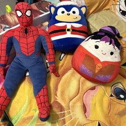 Plush’s 3  of them