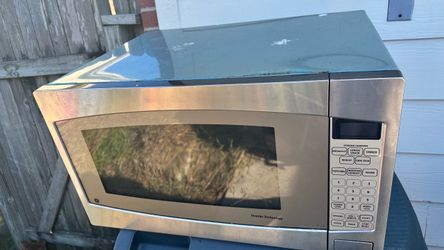 GE Stainless Steel 2.0-cu ft Microwave countertop Works great!