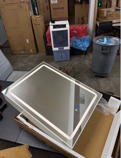 24” x 32” Anti Fog Mirror (READ Description)