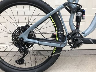 Marin attack on sale trail 8