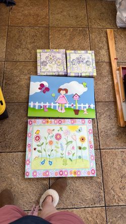 Kids wall decor