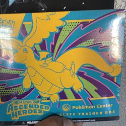 Acended Hero’s Pokemon Center ETB