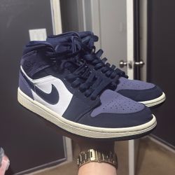 Jordans 1 mid 