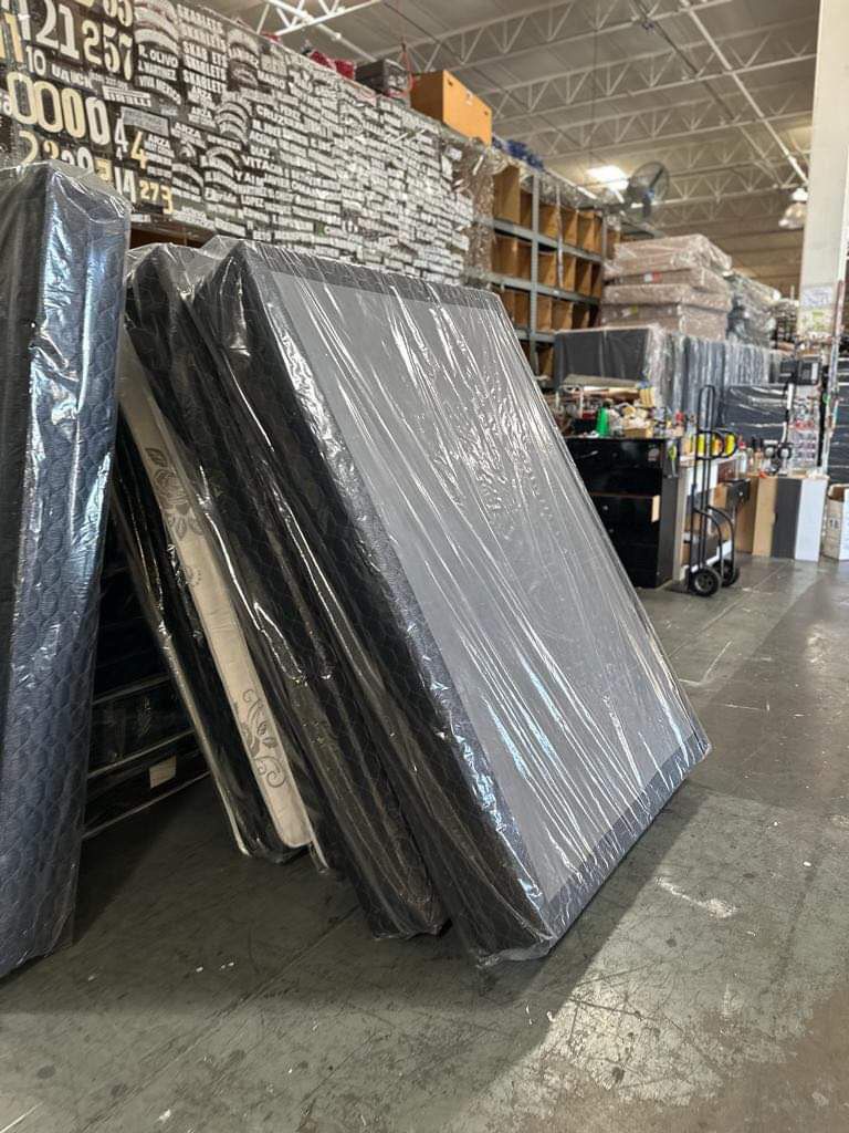 Boxspring Color Black Queen 9 Inches