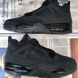 Black Cat Jordan 4