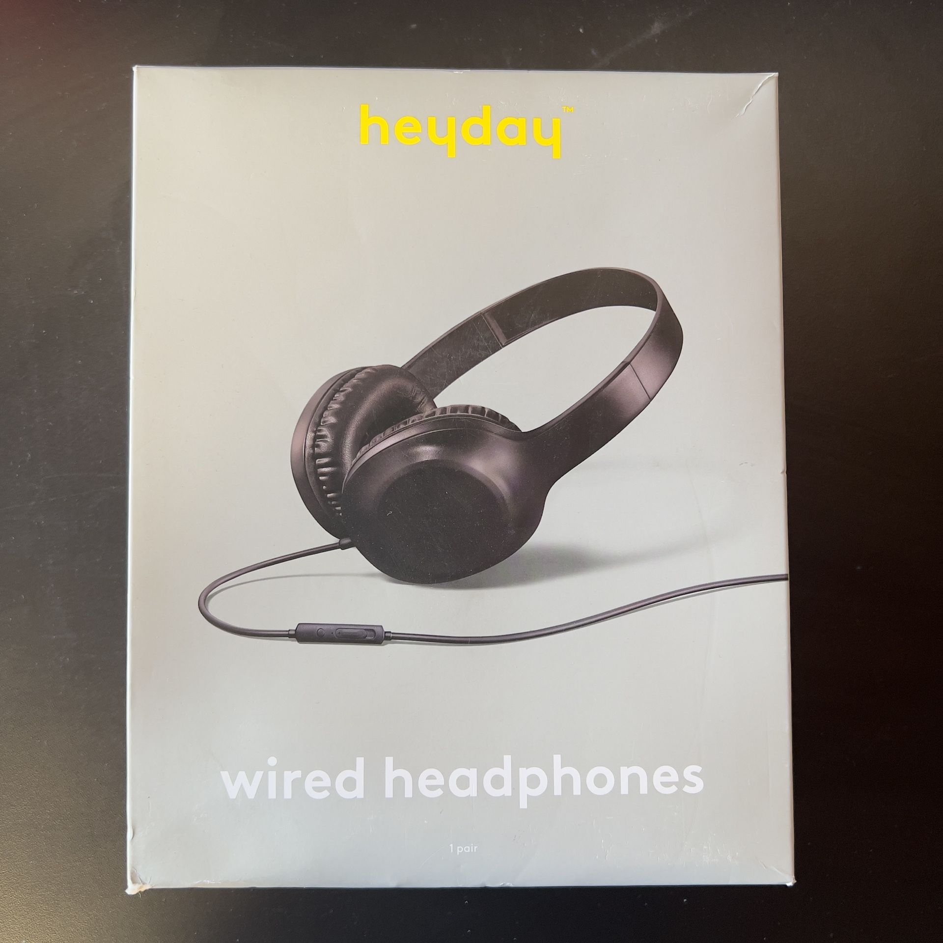 New BLACK wired Headphones - TARGET 