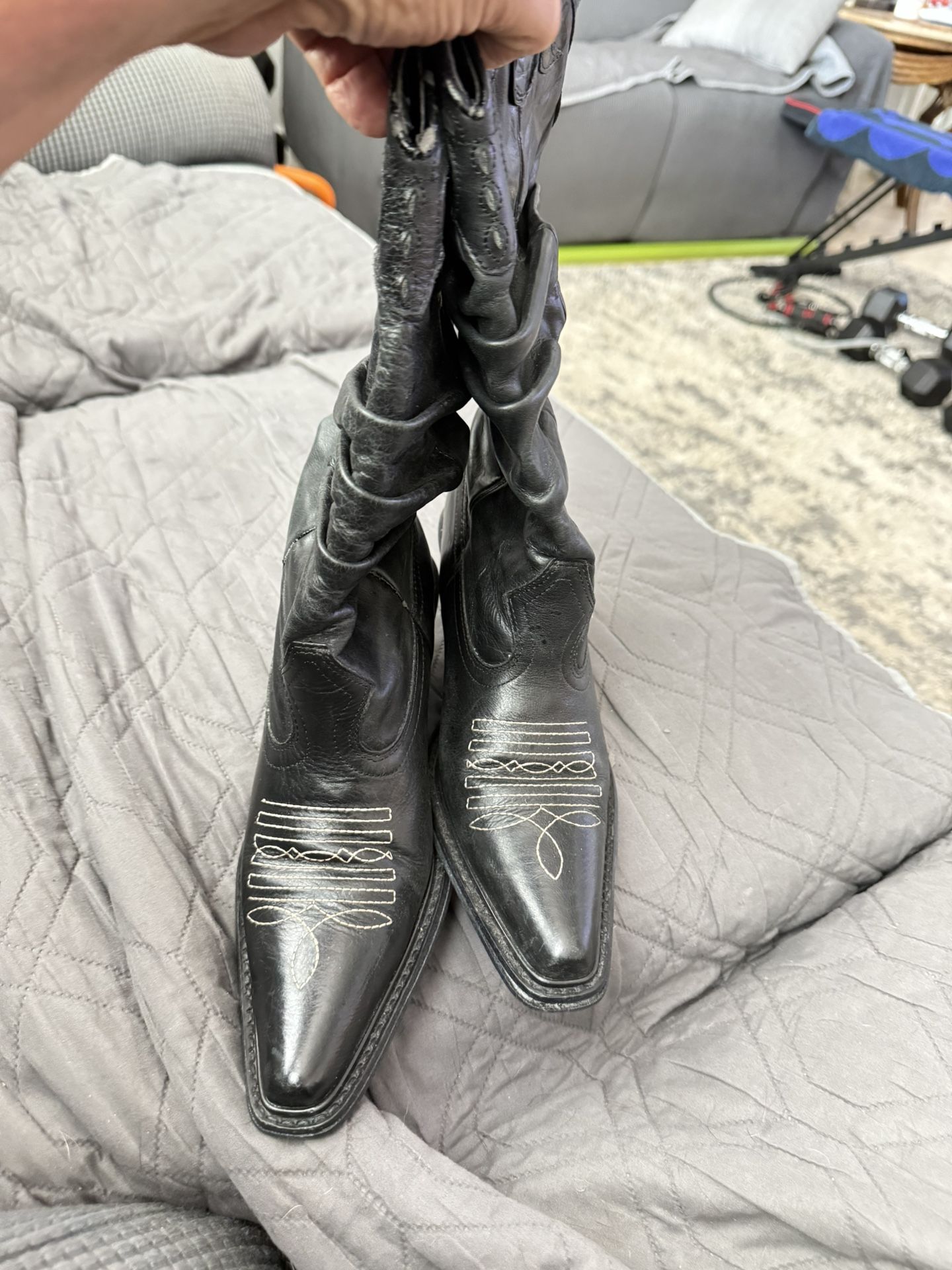Ladies boots.