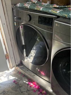LG THINQ WASHER AND DRYER