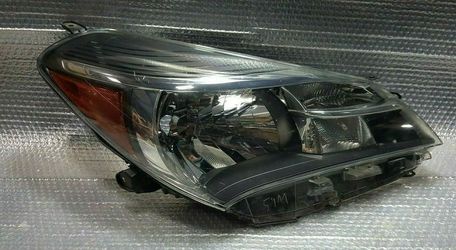 15 16 17 18 2015 2016 2017 2018 TOYOTA YARIS RIGHT PASSENGER HEADLIGHT HEAD LIGHT LAMP HEADLAMP OEM