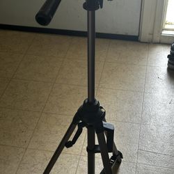 Guardforce Lightweight Adjustable camera Tripod 