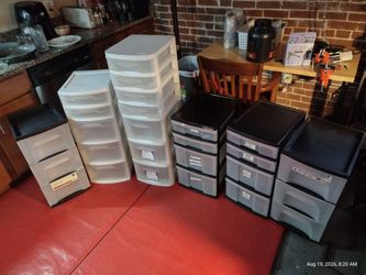 Plastic drawer units