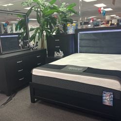 Limited Time Offer🔥Beautiful Black 5pc Bedroom Furniture Set With LED Lighting On Sale $599