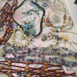 Vintage Coustom Jewelry Price For All 