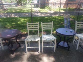 4 good solid chair's 2 good solid table