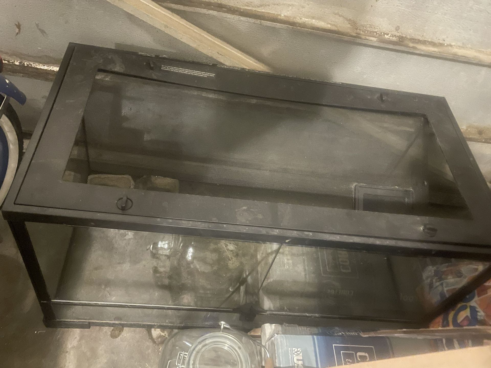 Reptile / Insect Tank