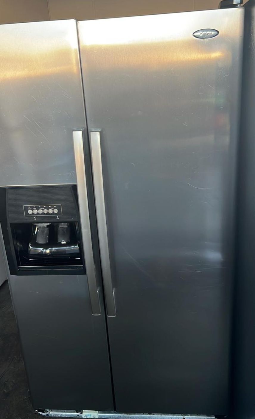 Whirlpool Side-by-Side Stainless Steel Counter Depth Refrigerator