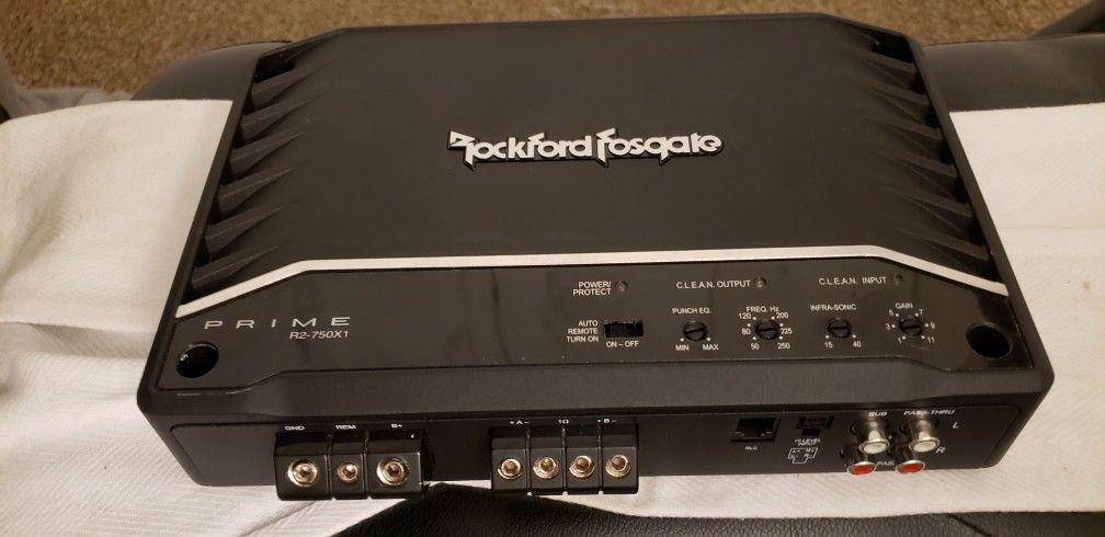 Rockford Fosgate  750 Watts  Amplifier 
