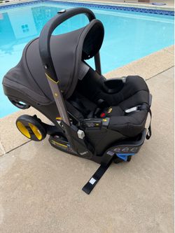 Doona stroller/car seat