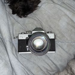 Praktica 35 Mm Camera