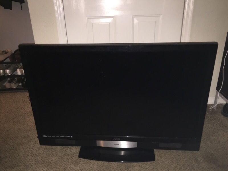 VIZIO SV422XVT 42-Inch Class XVT Series 240Hz LCD VIZIO Internet Apps HDTV